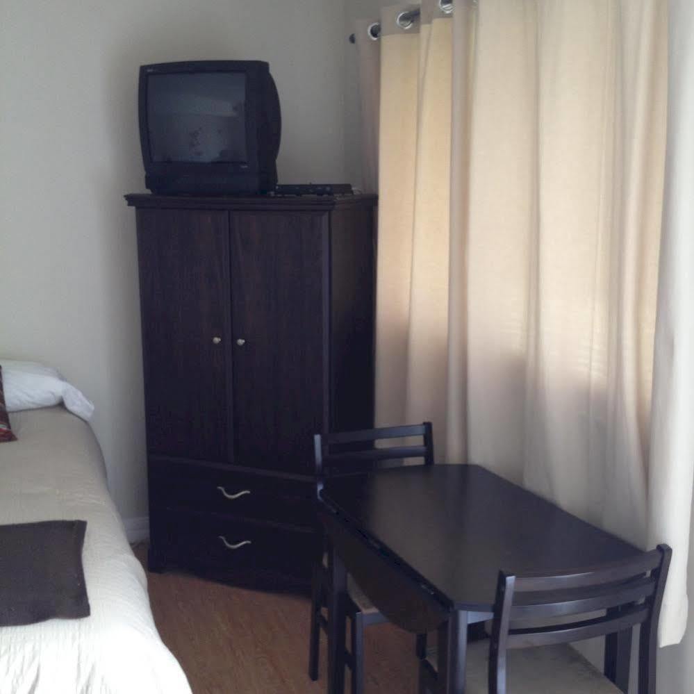Motel De L'Anse Port-Daniel Dış mekan fotoğraf
