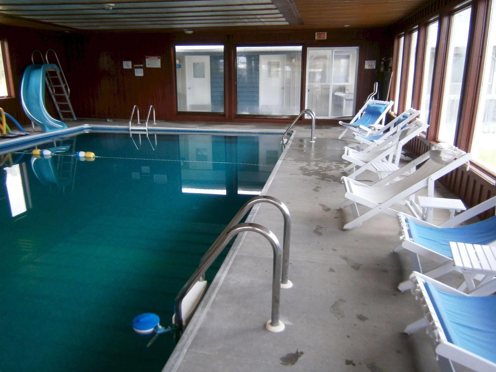 Motel De L'Anse Port-Daniel Dış mekan fotoğraf